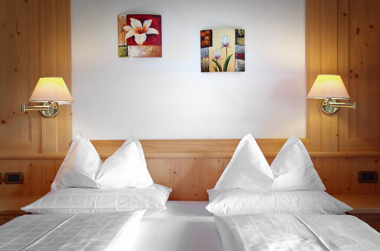 Mountain B&B - La Scalira Corvara In Badia Ngoại thất bức ảnh