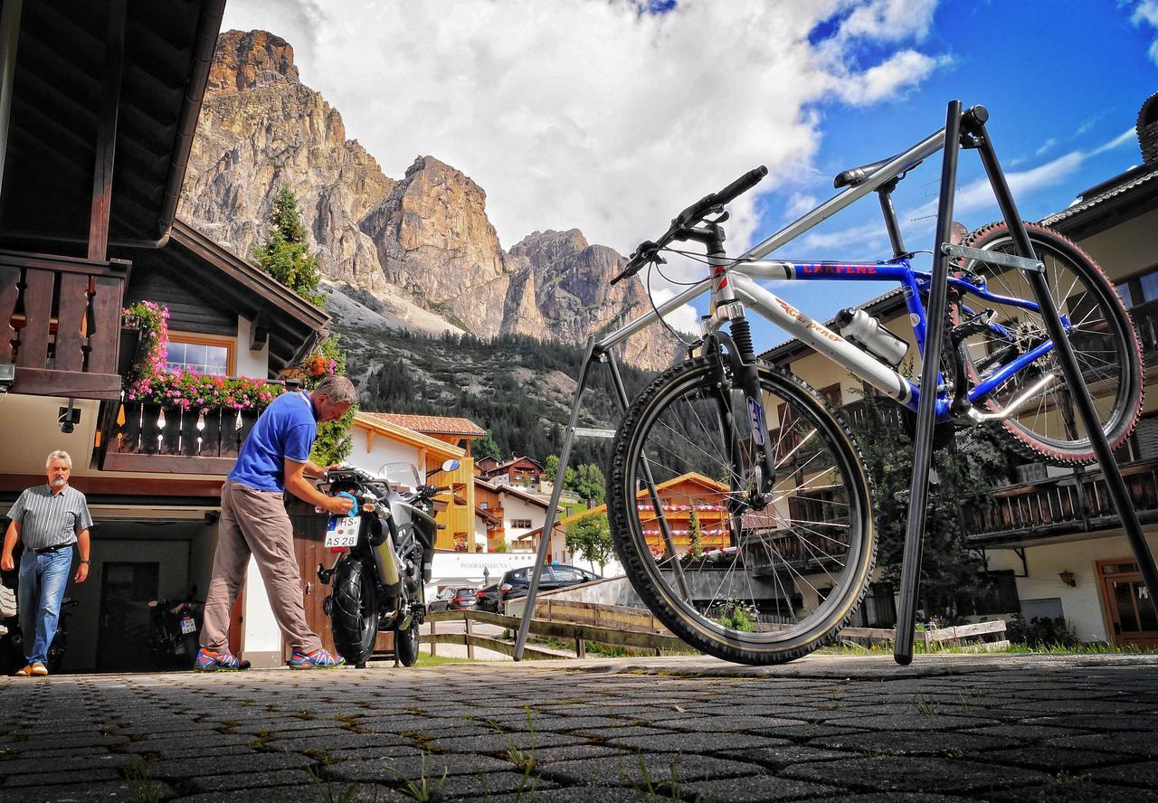 Mountain B&B - La Scalira Corvara In Badia Ngoại thất bức ảnh