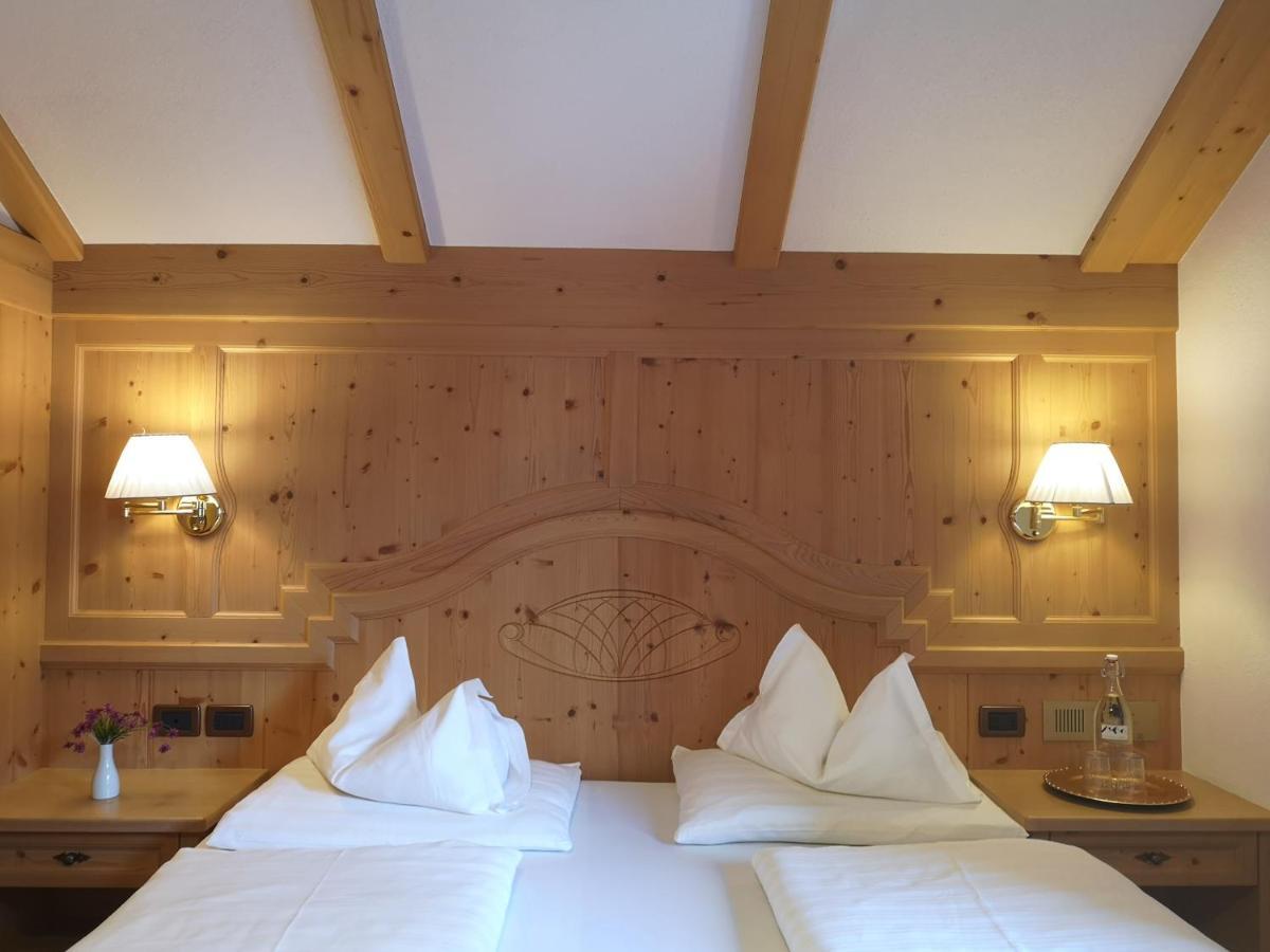 Mountain B&B - La Scalira Corvara In Badia Ngoại thất bức ảnh